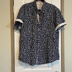 International Report Mens Shirt XL Modern Floral Office-Evening Weekend Ready - Picture 1 of 10