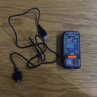 Sony Ericsson W850i Walkman Slide Phone w/ Charger Cable Tested Vintage - Image 1 of 4