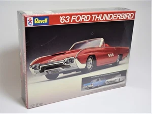 Revell 7274 Plastikmodellbausatz Maßstab 1:32 1963 Ford Thunderbird Cabrio - Bild 1 von 1