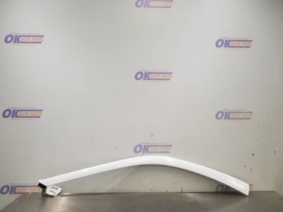 94 FORD MUSTANG SVT COBRA COUPE EXTERIOR PILLAR WINDSHIELD TRIM LEFT DRIVER - Image 1 of 4