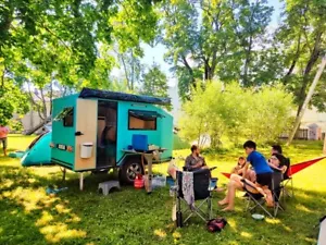 Tinycamper Expedition Tours caravan - Bild 1 von 14