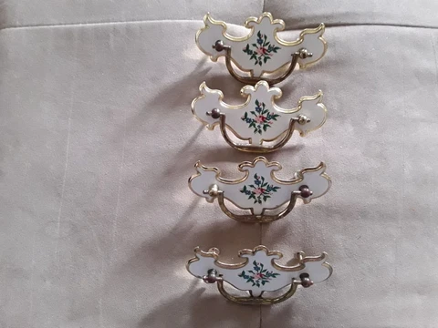 Lot Of 4 Vtg Brass Drop Drawer Pulls White Painted Backplate W/Floral Designer a Cover
