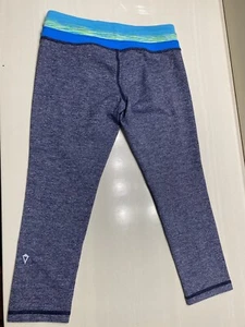 Ivivva By Lululemon Girls Grey Yoga Pants Athletic Capris Size 10 - Picture 1 of 4