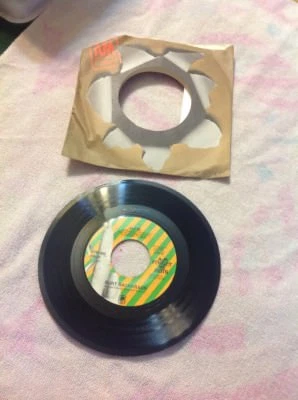 BURT BACHARACH 45 - Alfie & I'll Never Fall In Love Again - Image 1 of 4