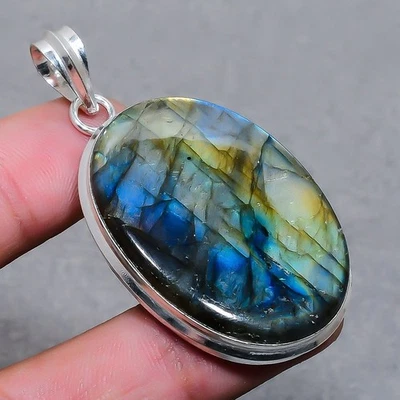 Ciondolo gioiello fatto a mano pietra preziosa forma ovale labradorite... - Immagine 1 di 4