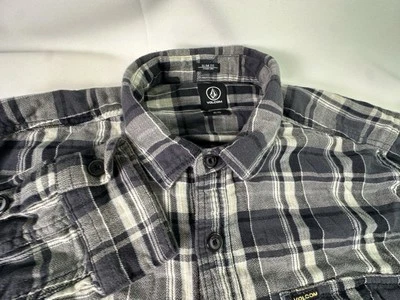 Volcom Flannel Long Sleeve Shirt XL Slim Fit Gray Plaid Pockets Skateboard Surf - Image 1 of 4