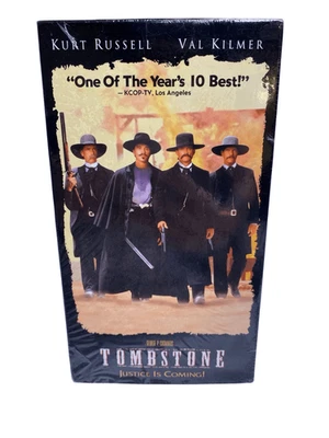 Tombstone VHS 1993 Kurt Russell Val Kilmer Western Action Drama Cinergi Movie - Imagem 1 de 4