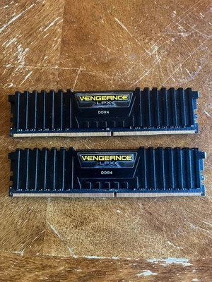 Corsair VENGEANCE LPX 16GB 3000MHz DDR4 Desktop Memory Kit - Black - Image 1 of 2