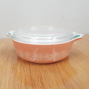 Pyrex Pink Gooseberry Casserole Dish & Lid 471 1 pt ECU - Picture 1 of 21