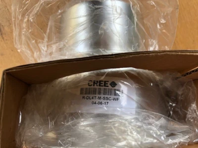 SIX (6) CREE Lighting 4" R-DL4T-M-SSC-WF DOWNLIGHT TRIM - Image 1 of 2