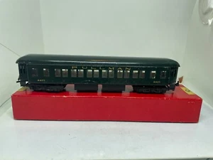 Trix Twin Railways OO Gauge 9/565 US Pullman Car 2407 Gloss Green Boxed - Picture 1 of 6