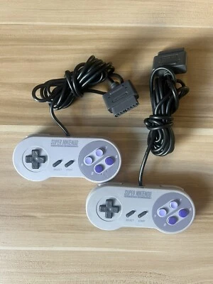 2 SNES Super Nintendo Original Controllers Authentic OEM OFFICIAL SNS-005 (D) - Image 1 of 3