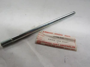 Kawasaki NOS NEW 33032-030 Swing Arm Pivot Shaft G3 G3SS G3TR Bushmaster - Picture 1 of 4