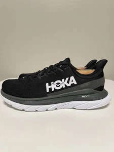 Scarpa da corsa sportiva Hoka One One donna US 9 B Mach 4 nero bianco 1113529 BDSD - Foto 1 di 10
