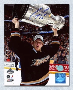Corey Perry Anaheim Ducks Autographed 2007 Stanley Cup 8x10 Photo - Picture 1 of 2
