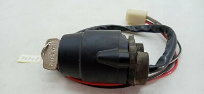 Interruptor principal de encendido Yamaha DT100 MX100 DT125 DT175 DT250 DT400 XT250 Foto 1 de 4