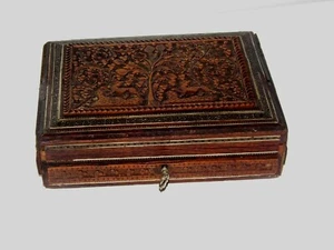 SELTENE RECHTECKIGE SCHATULLE ENDE 18. JAHRHUNDERT NUSSBAUM INLAY ANTIK BE - Bild 1 von 11
