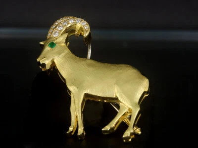 Steinbock Brillant Anhänger & Brosche mit Smaragd  Unikat  22,5g 750/- Gelbgold - Bild 1 von 4