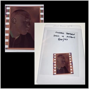 MICHAEL JORDAN Chicago Bulls 1990s NBA Original 35mm Negative B&W CRYSTAL CLEAR - Bild 1 von 4
