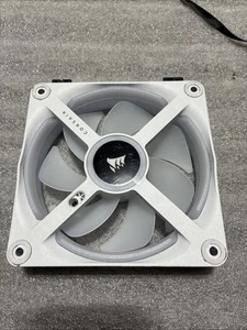 iCUE Link Corsair QX120 RGB Expansion Kit Magnetic Dome 120mm Case Fan - White - Picture 1 of 3