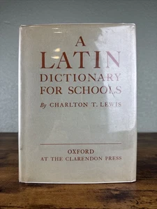 A Latin Dictionary For Schools, 1962 By Charlton Lewis HC/DJ Ex-Library - Picture 1 of 13