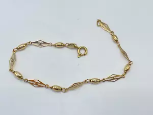 18ct Gold Ladies 6 3/4" Fancy Link Bracelet. Goldmine Jewellers. - Picture 1 of 5