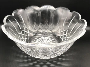 Waterford Crystal 9 x 4" Bowl "Lismore" Scalloped Edge Collection - Picture 1 of 9