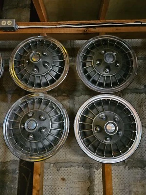 Tapacubos AMC MARLIN EMBAJADOR REBEL TURBOCAST 14" TAPACUBOS CUBIERTAS DE RUEDA 1966-1969 DE COLECCIÓN Foto 1 de 4