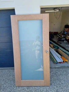 Hardwood with glass door1020x2040Ideal for external, internal door use - Picture 1 of 6