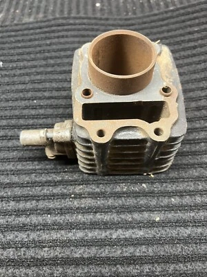 Kawasaki KLT110 1983 cilindro 83 Kawasaki KLT110 jarra piezas o diámetro Foto 1 de 4