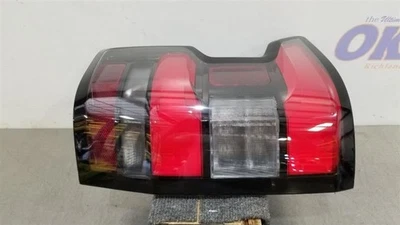 22 2022 NISSAN FRONTIER LUZ TRASERA LUZ CONDUCTOR IZQUIERDO Foto 1 de 4