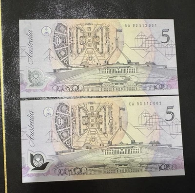 Australian 1993 $5.00 Banknotes Last Prefix Cons Pairs EA93 aUNC/UNC - image 1 of 3
