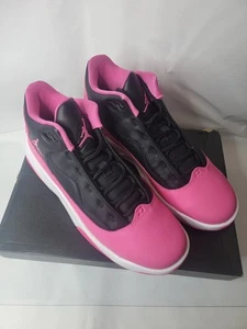 Nike Girls Air Jordan Max Aura 2 CN8090-006 Pink Basketball Shoes Sneakers Sz 7Y - Picture 1 of 4