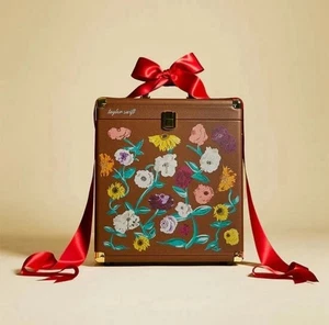 Taylor Swift Acoustic Piano Vinyl Case Holiday Collection 2024 - Brand New - Imagen 1 de 7