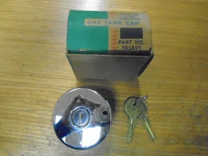 GM NOS Chevy Accessory Locking Gas Cap 985895 1964-67 Wagon Corvair Chevelle Gto - Picture 1 of 5