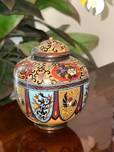 Antique Chinese Fine Cloisonné Lidded Jar  4" Tall - Picture 1 of 11