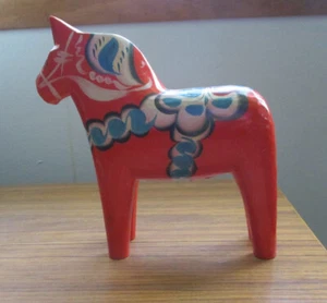 Vtg Nils Olsson Swedish Dala Horse Red Orange Original Sticker Blue Swirls 6.75" - Picture 1 of 8