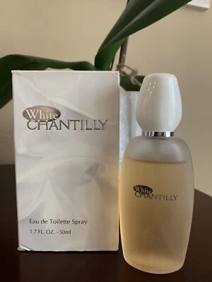 New Dana White Chantilly 1.7 盎司淡香水 — 第 1/3 张图片