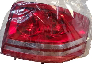 Dodge Avenger 2008-2010 luz trasera lámpara de freno repuesto conductor derecho Depo CAPA - Imagen 1 de 5