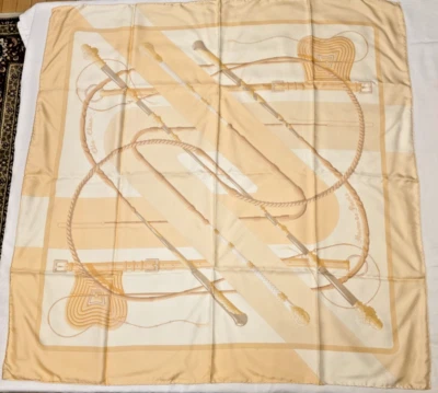 Bufanda de seda Hermès Clic Clac motivo látigo ecuestre auténtica nueva con caja sin etiqueta Foto 1 de 4