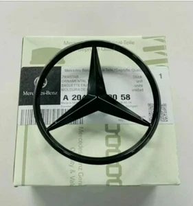 Mercedes C-KLASSE W204 GLÄNZEND SCHWARZ Kofferraumdeckel Sternabzeichen 2008-2014 A2047580058 - Bild 1 von 7