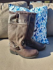 NWOT Totes Womens Brown Side Zip Faux Fur Lined Rain Cold Weather Boots Size 7M - Picture 1 of 10