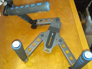 Pro Steady DSLR Rig System with Shoulder Mount - Picture 1 of 7