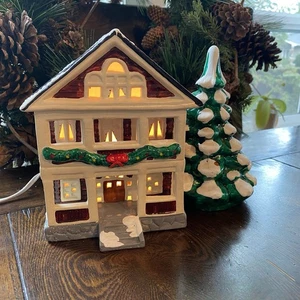 Vintage Reparto 56 Snow Village Ridgewood House funzionante - Foto 1 di 11