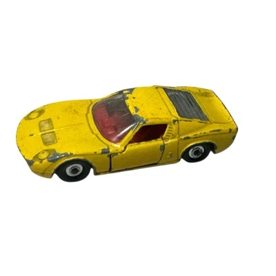 Vintage Matchbox Series Lesney No.33 Lamborghini Miura Yellow Made in England - Image 1 of 4