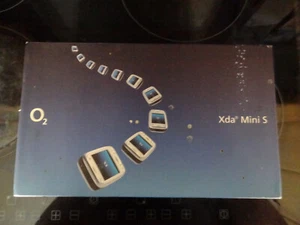 O2 XDA Mini S HTC Wizard Vintage Windows Mobile Phone Silver Unlocked - Picture 1 of 14