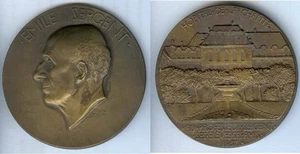 Médaille de table - SERGENT Emile 1937 professeur hôpital La CHARITE par DROPSY - Picture 1 of 1