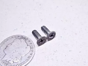 88 KAWASAKI KAF450 TRANSMISIÓN TRASERA DIFF. TORNILLOS DE MONTAJE GUÍA DE HORQUILLA ACTUADOR DE BLOQUEO - Imagen 1 de 3
