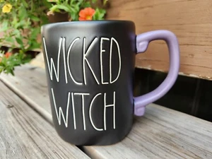NUEVA Taza Rae Dunn Magenta Disney Halloween Bruja Malvada - Imagen 1 de 3