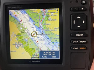 Garmin echoMAP 55dv chartplotter - Picture 1 of 3